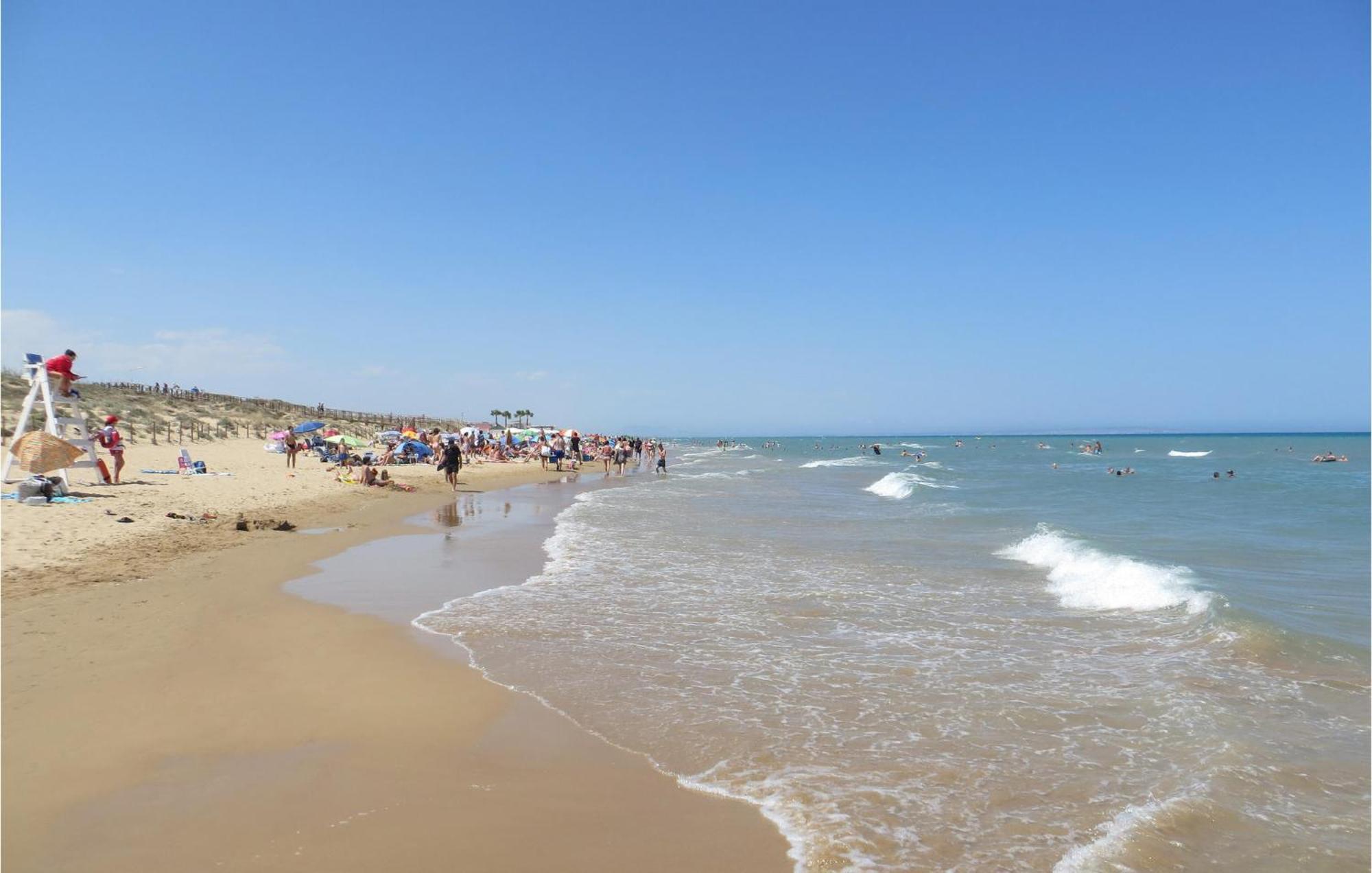Stunning Apartment In Torrevieja Esterno foto